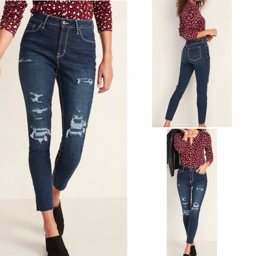 NWOT Women’s Old Navy Distressed Rockstar Jeans